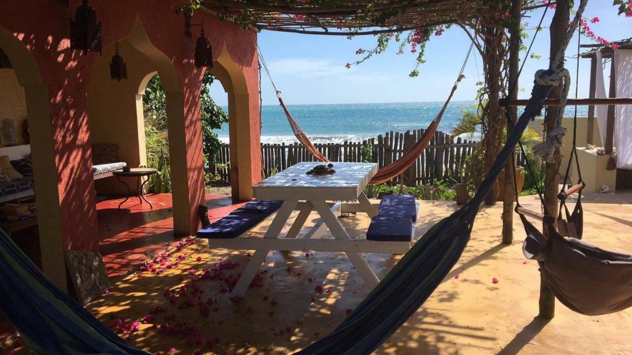 Katamah Beachfront Guesthouse Treasure Beach Kültér fotó
